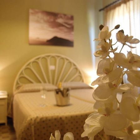 Pietra Pomice Hotel Đảo Lipari Ngoại thất bức ảnh
