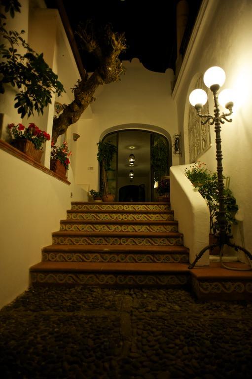 Pietra Pomice Hotel Đảo Lipari Ngoại thất bức ảnh