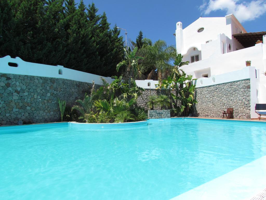 Pietra Pomice Hotel Đảo Lipari Ngoại thất bức ảnh