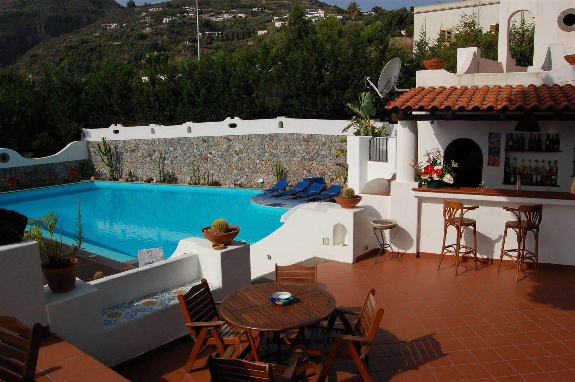 Pietra Pomice Hotel Đảo Lipari Ngoại thất bức ảnh